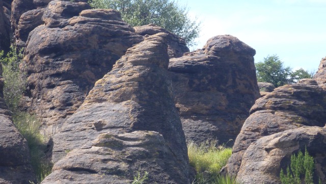 Rhyolite porphyry in fantastic shapes from volcanoes 35 million years ago